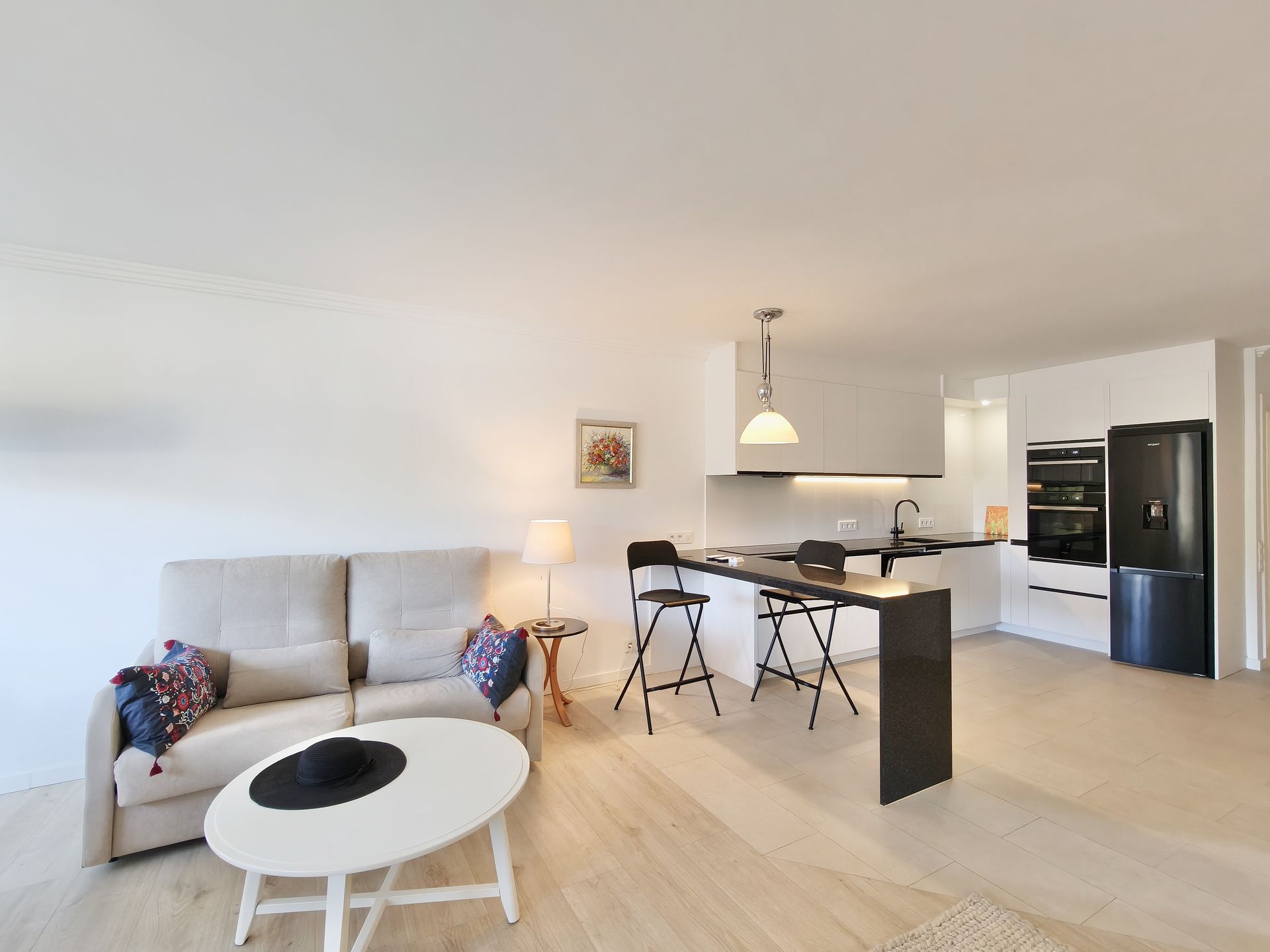 Just renovated Apartment for Sale in front of the Beach of  Santa Ponsa