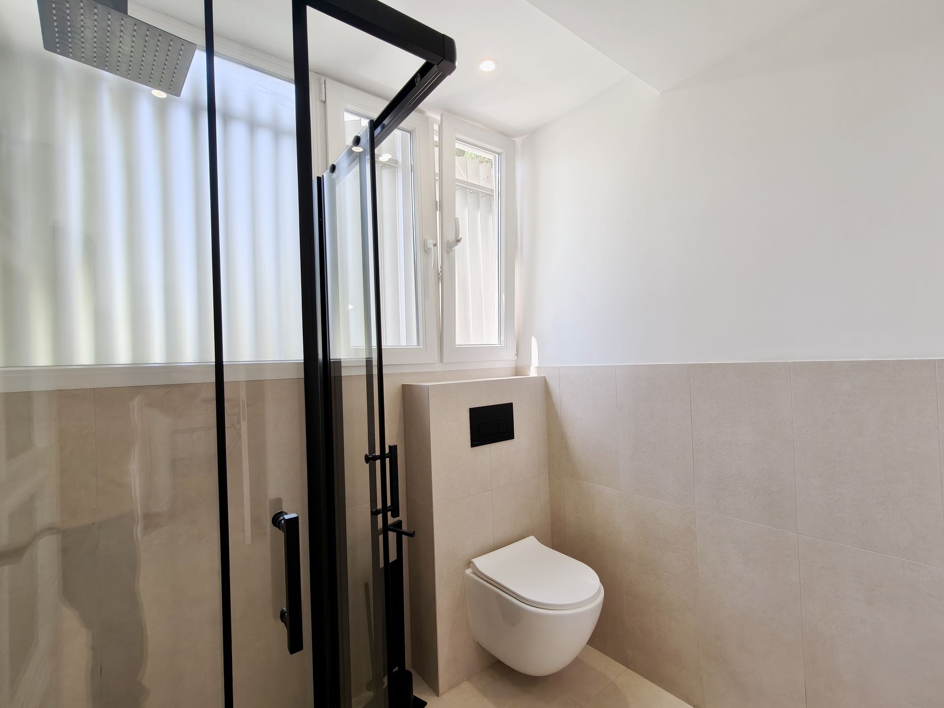 Just renovated Apartment for Sale in front of the Beach of  Santa Ponsa
