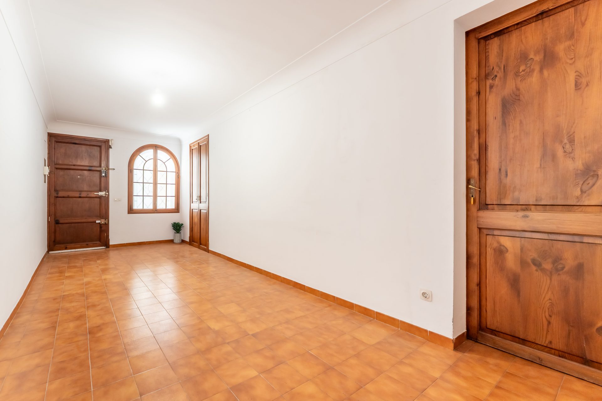 Investment Opportunity: Historic Building Divided into Two Properties in Palma’s Old Town for Sale