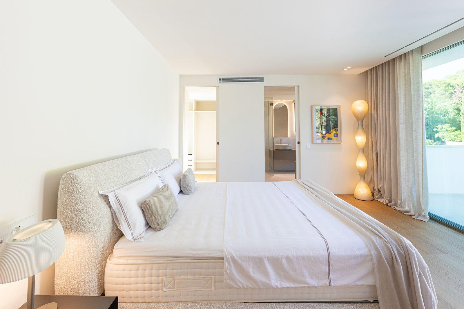 Luxury Villa for Sale in Santa Ponsa