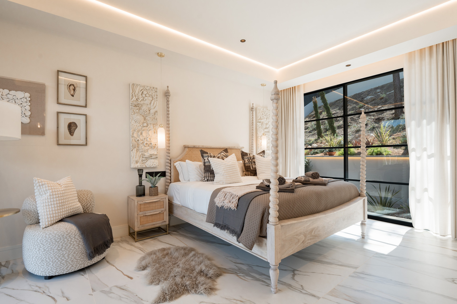 Ultra modern Villa for Sale in Santa Ponsa