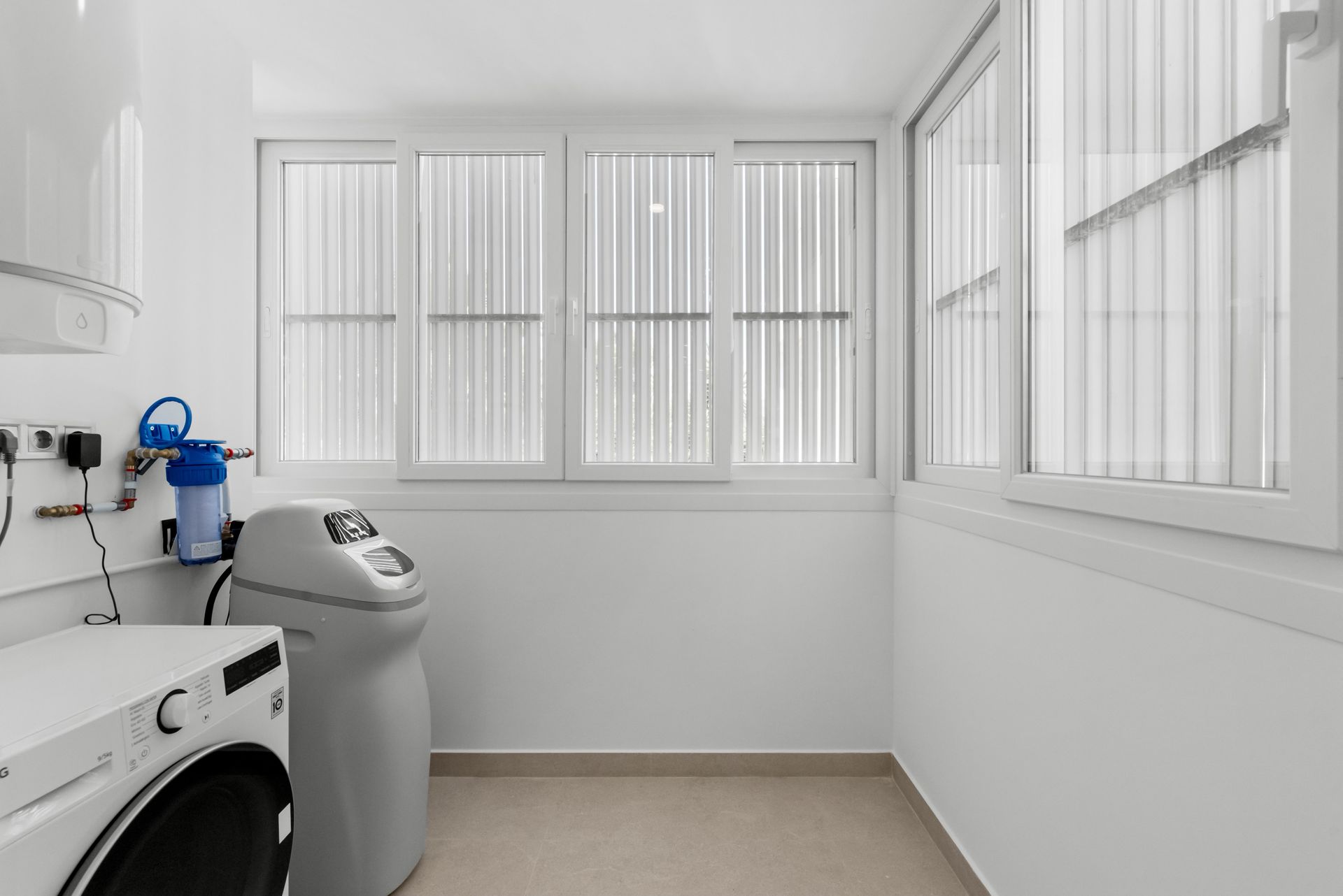 Modern bright Apartment for Sale in Portals Nous