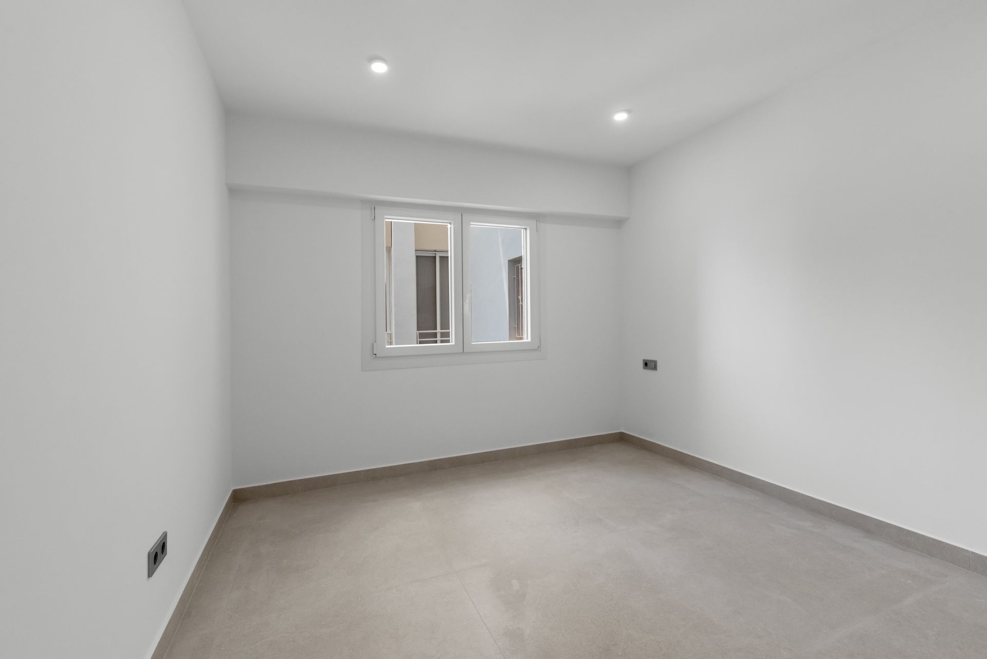 Modern bright Apartment for Sale in Portals Nous