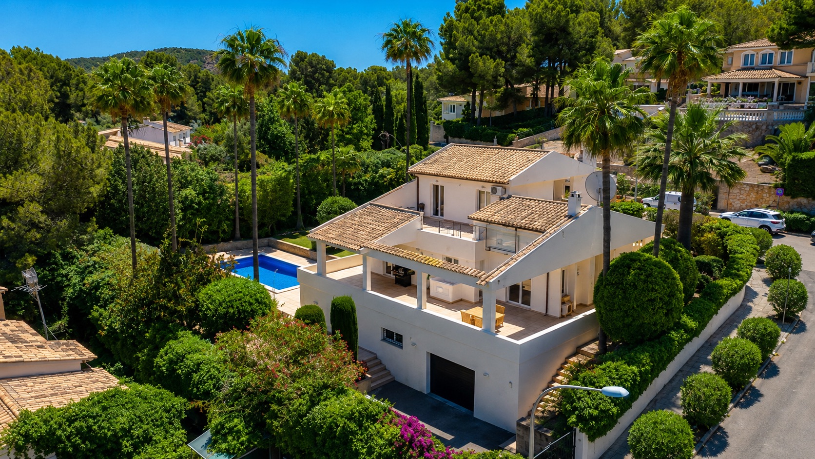Rymlig villa till salu i Nova Santa Ponsa