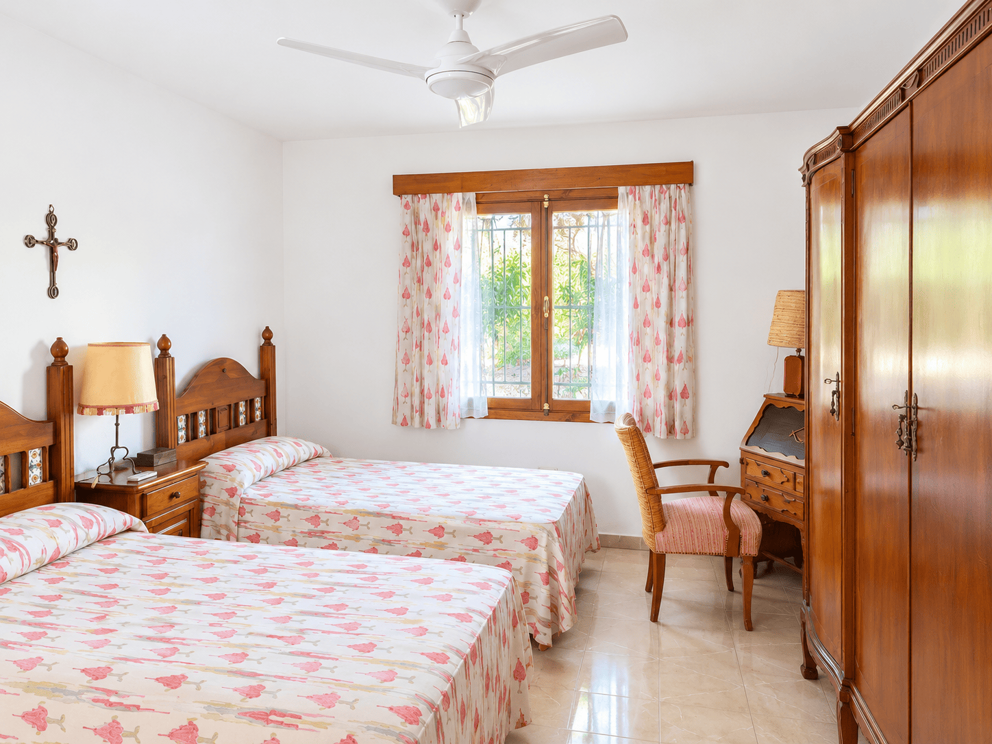 Spacious House for Sale in Santa Ponsa