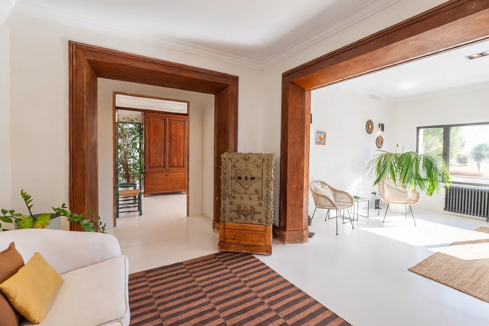 Recently Renovated House with Holiday Licence for Sale in Cala Mayor, Palma
