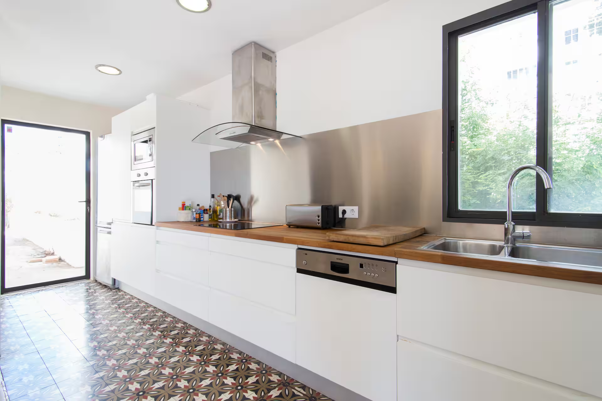 Recently Renovated House with Holiday Licence for Sale in Cala Mayor, Palma
