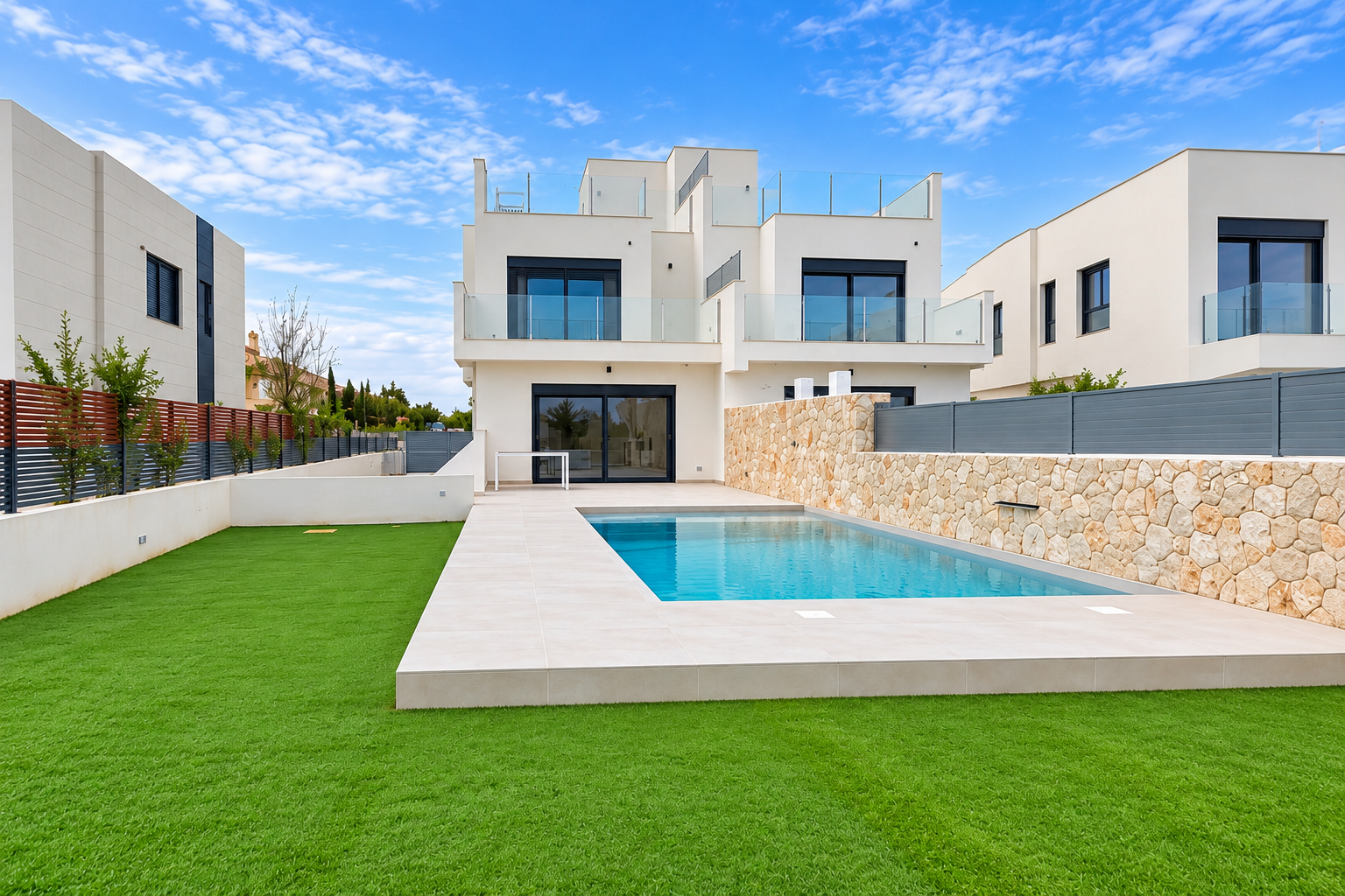 New semi-detached house for sale in Puig de Ros