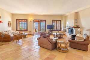 10-luxus-landhaus-in-puntiro-zu-verkaufen-luxury-country-home-in-puntiro-for-sale-se-vende-casa-de-campo-en-puntiro.jpeg