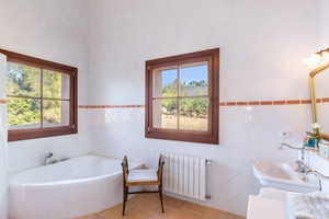 19-luxus-landhaus-in-puntiro-zu-verkaufen-luxury-country-home-in-puntiro-for-sale-se-vende-casa-de-campo-en-puntiro.jpeg