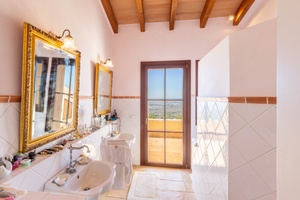 21-luxus-landhaus-in-puntiro-zu-verkaufen-luxury-country-home-in-puntiro-for-sale-se-vende-casa-de-campo-en-puntiro.jpeg