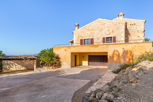 29-luxus-landhaus-in-puntiro-zu-verkaufen-luxury-country-home-in-puntiro-for-sale-se-vende-casa-de-campo-en-puntiro.jpeg