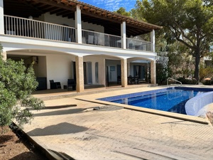 Mallorca_villa_rent_CampDeMar5.jpg