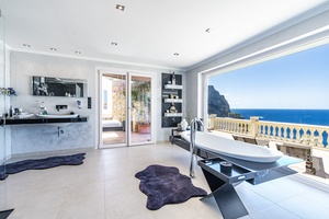 Mallorca_villa_Andratx_Sale_sell_Master-bathroom-1.jpg