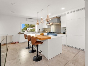 Mallorca_villa_forsale_santaponsa_verksufen_5.jpg