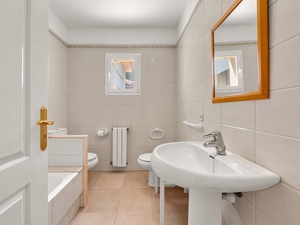 Mallorca_villa_forsale_santaponsa_verksufen_15.jpg
