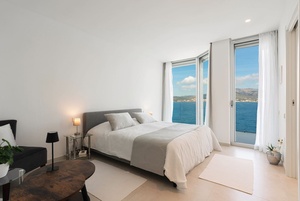 Mallorca_villa_forsale_seaview_santaponsa_10.jpeg