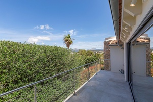 Mallorca_villa_sale_santa_ponsa_28.jpg