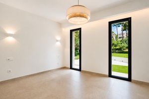 Mallorca_villa_sale_santa_ponsa_beach_13.jpg
