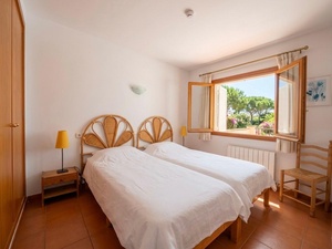 Mallorca_villa_for_sale_costa_de_la_calma_08.jpg