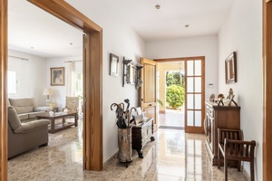 07-haus-mit-ferienvermietungslizenz-mallorca-santa-posna-house-with-rental-license-santa-ponsa-chalet-con-licencia-para-alquilar-vacacional.jpg