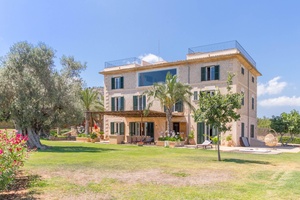Mallorca mansion for sale with sea views in Palma