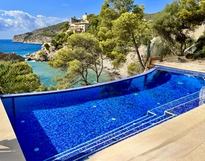 Luxury Villa for Rent in Camp de Mar, Mallorca