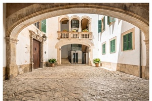 Mallorca Investment: historical Building in Center of Palma de Mallorca for Sale