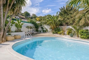 Mallorca Recently Renovated House with a Pool for Sale in Costa de la Calma