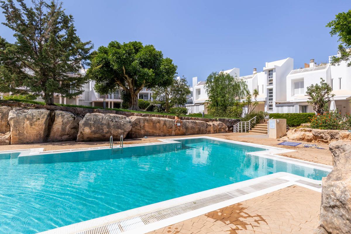 Beautiful house close to the sea Son Veri Nou