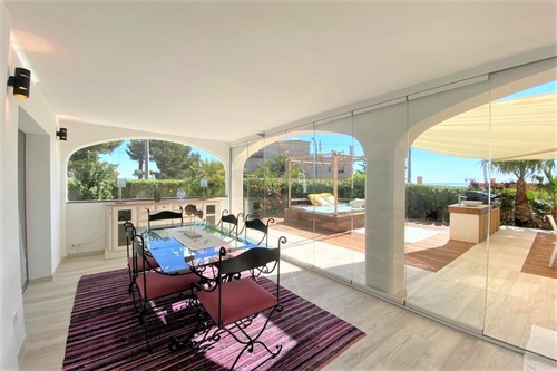 Modern Ground Floor Apartment in Cala  Vinyes