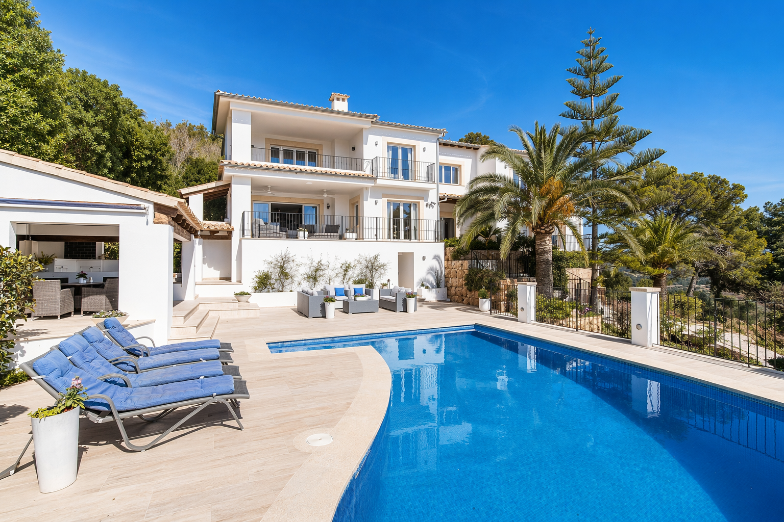 Villa with Sea View for sale in Port Andratx