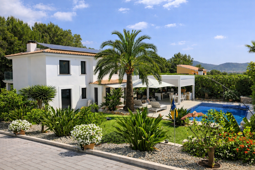 Amazing Villa for Sale in quiet Area of Santa Ponsa